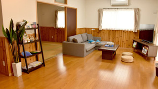 1号店のエクストラウッドデッキタイプ (ダブルベッド2台/3名以降はお布団配置)