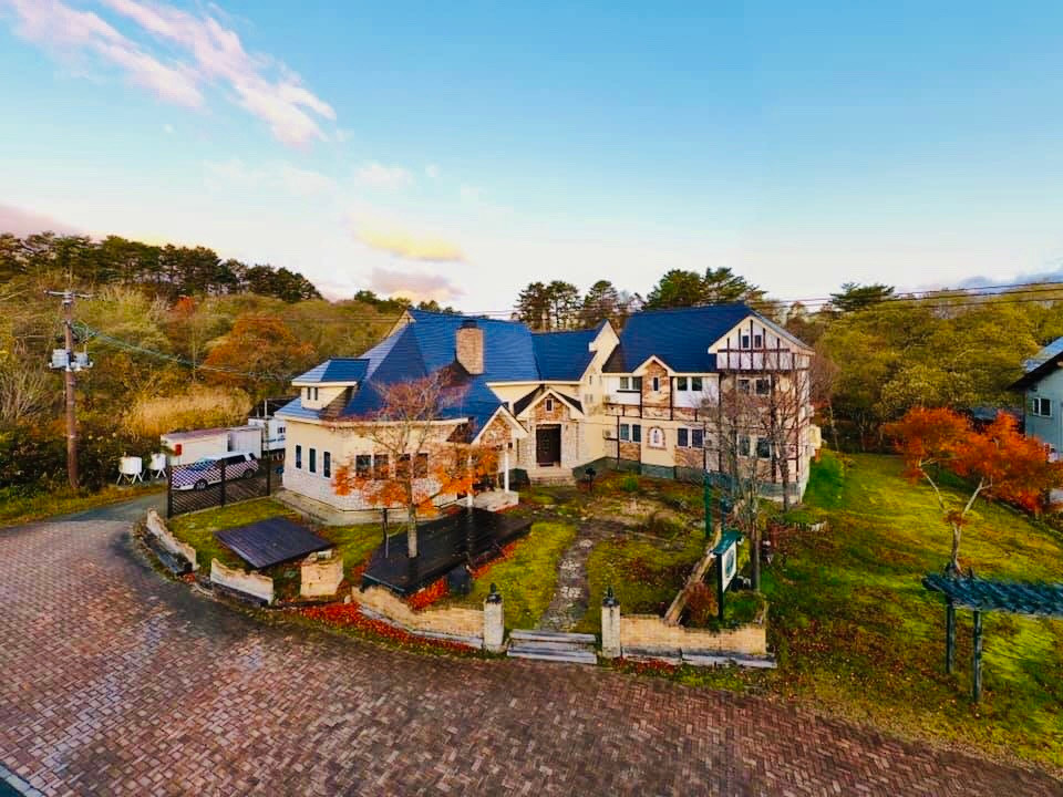 クラシカルな洋館ゲストハウスで、優雅な気分に3966564