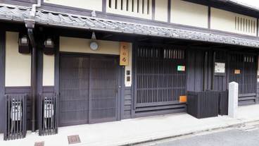 客室 / 36