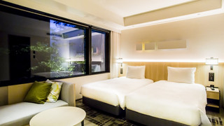 プレミアム ルーム シングルベッド 2 台 浴槽