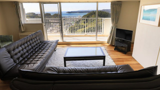 [禁煙] 洋室 (ベッド2台+ソファーベッド2台)/オーシャンビュー