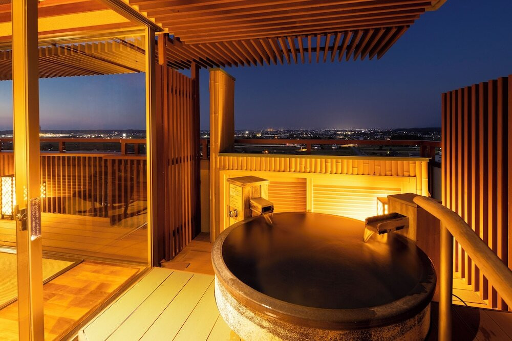 天祥の館／温泉露天風呂付スイート客室③