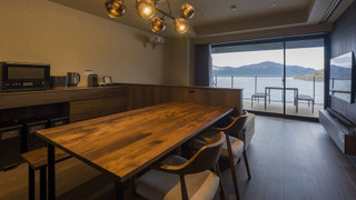 2ダブルベッド+ソファ/ ペット不可 5名定員 禁煙