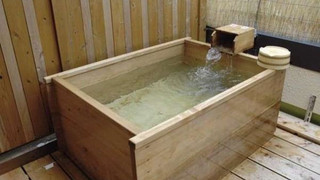 [禁煙] 源泉かけ流し露天風呂付洋室 (山側)