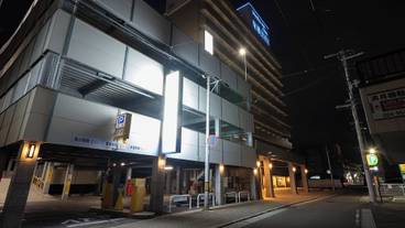 駐車場 / 8