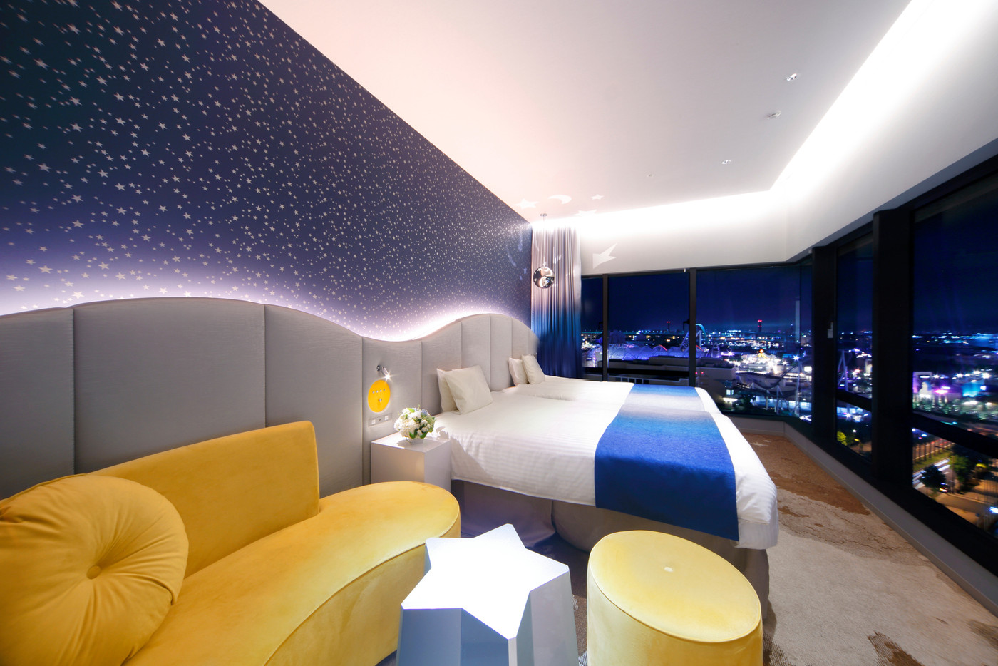 写真を撮りたくなる！思わずうっとりしてしまうカラフルなお部屋3106754