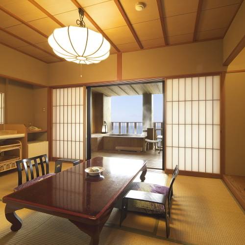 全室オーシャンビュー
癒しに包まれる客室 / 1