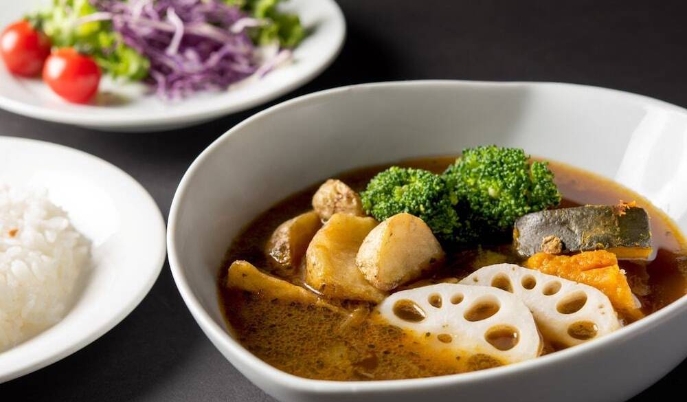 海鮮丼にテンションUP
朝食ビュッフェを堪能 / 4