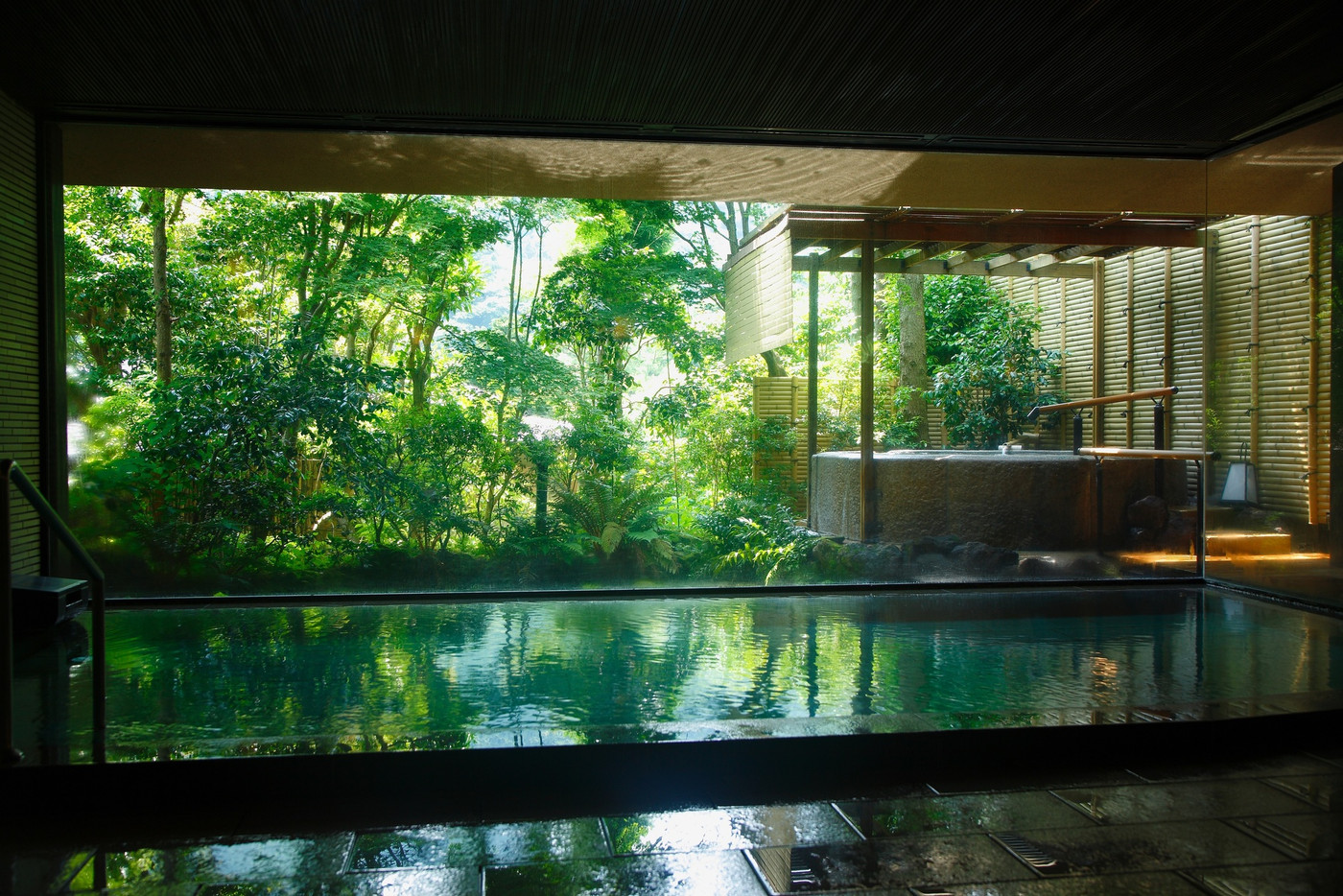 露天風呂付きの客室で楽しむ本格会席料理でワンランク上の寛ぎ3926424