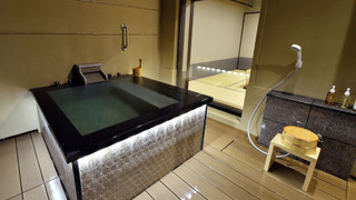 温泉露天風呂＆ウッドデッキ付 44平米 (山のテラス･和室) 禁煙