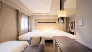 トリプルルーム（4名様の場合ソファベッド付き）