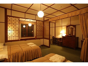 リゾート地軽井沢の、一度は泊まりたいクラシックホテル3558382