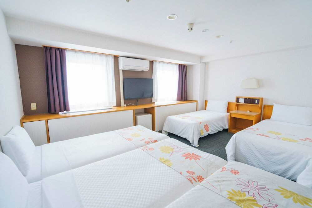 便利な那覇で、5人以上でわいわい泊まれるホテルをご紹介♪4007111