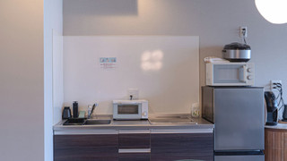 デラックス アパートメント (601)