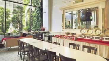 朝食スペース / 5