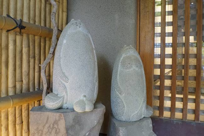 入口の置物 / 3
