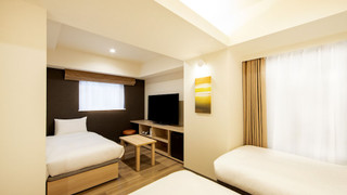 ファミリー 4 人部屋