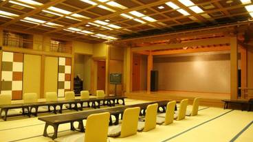 ボールルーム / 8