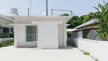 施設の入り口 / 5