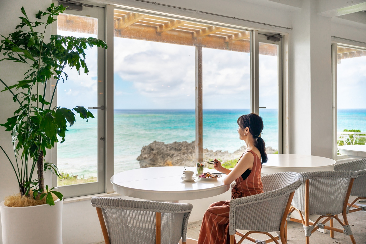 ヨロンブルーが美しい♡海外のような癒しのリゾートホテル3659505