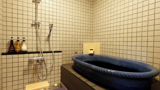 デラックス デュープレックス 専用バスルーム ガーデンビュー