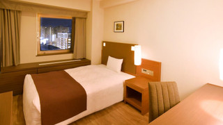 コネクティング ツイン＋シングルルーム 大人3名用 禁煙 上層階