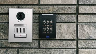 施設の入り口 / 4