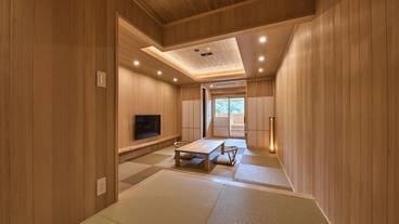 客室 / 9