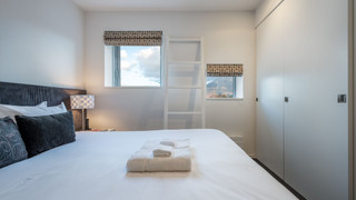 スイート 3 ベッドルーム　（7人目のお客様へは追加布団が提供されます）