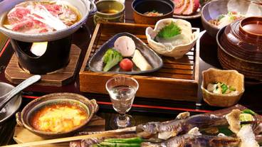 食事・飲み物 / 4