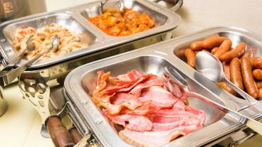 食事・飲み物 / 4