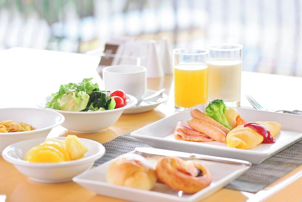 朝食