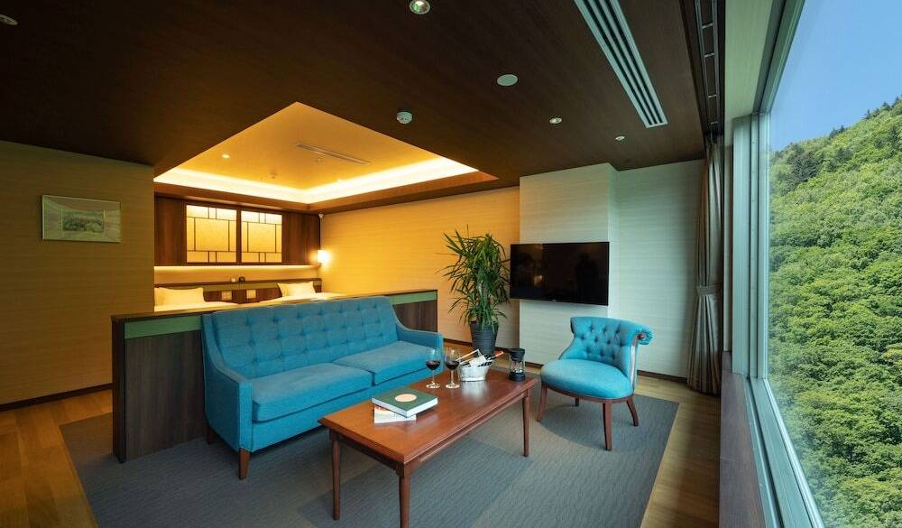 温泉展望風呂付ラグジュアリー / 1