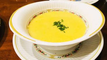 食事・飲み物 / 23