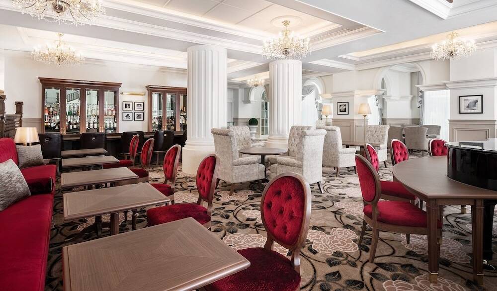 ラウンジ「ルネサンス」内観 / 3