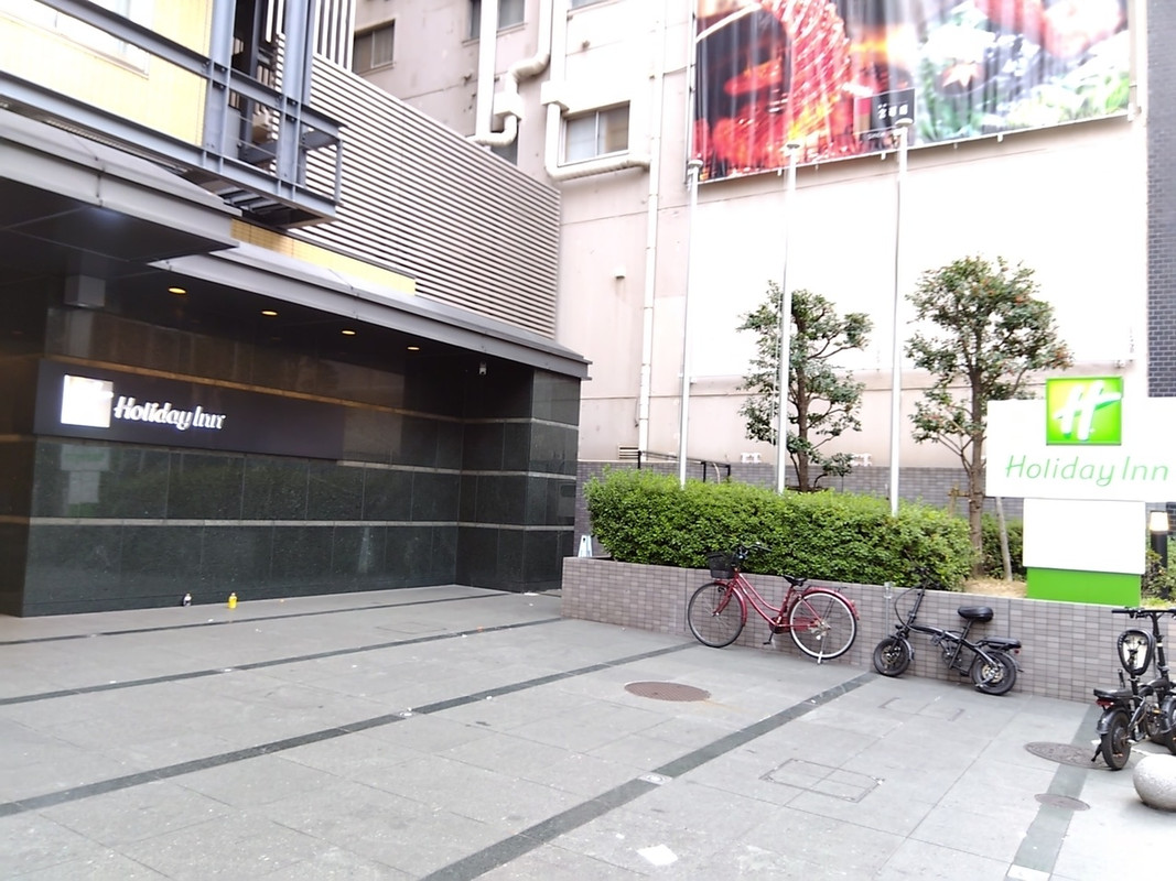 繁華街のど真ん中