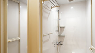 201ベーシック ツインルーム シングルベッド 2 台 禁煙