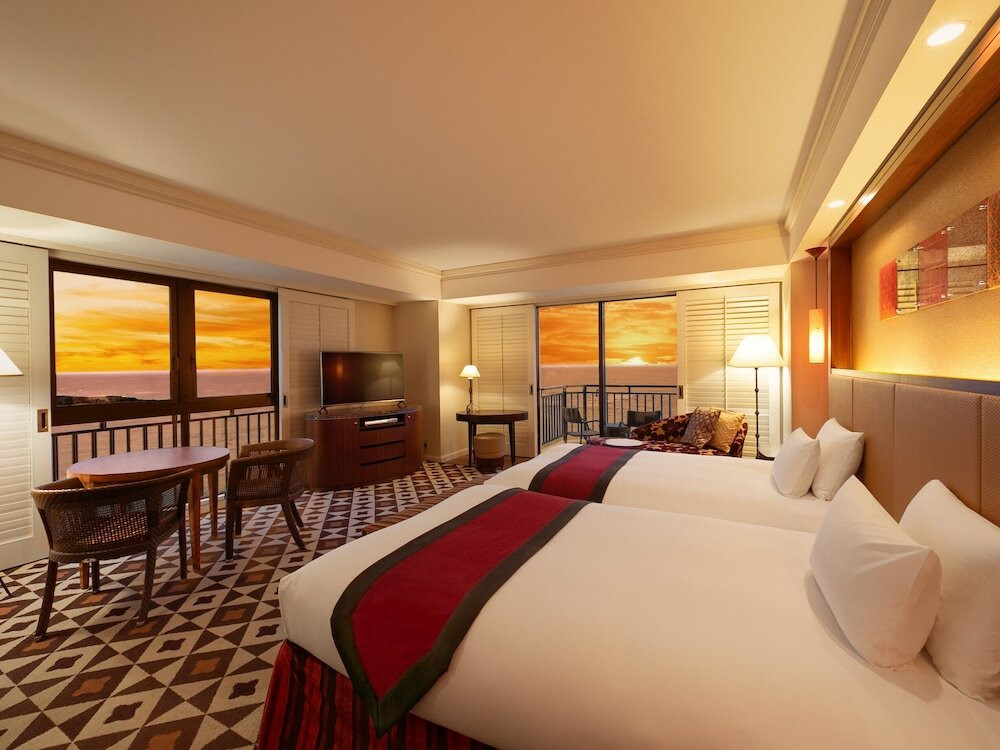 コーナーラグジュアリーツイン