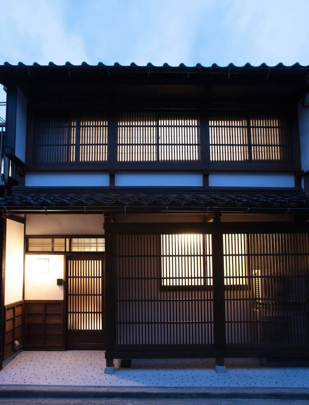 外観①