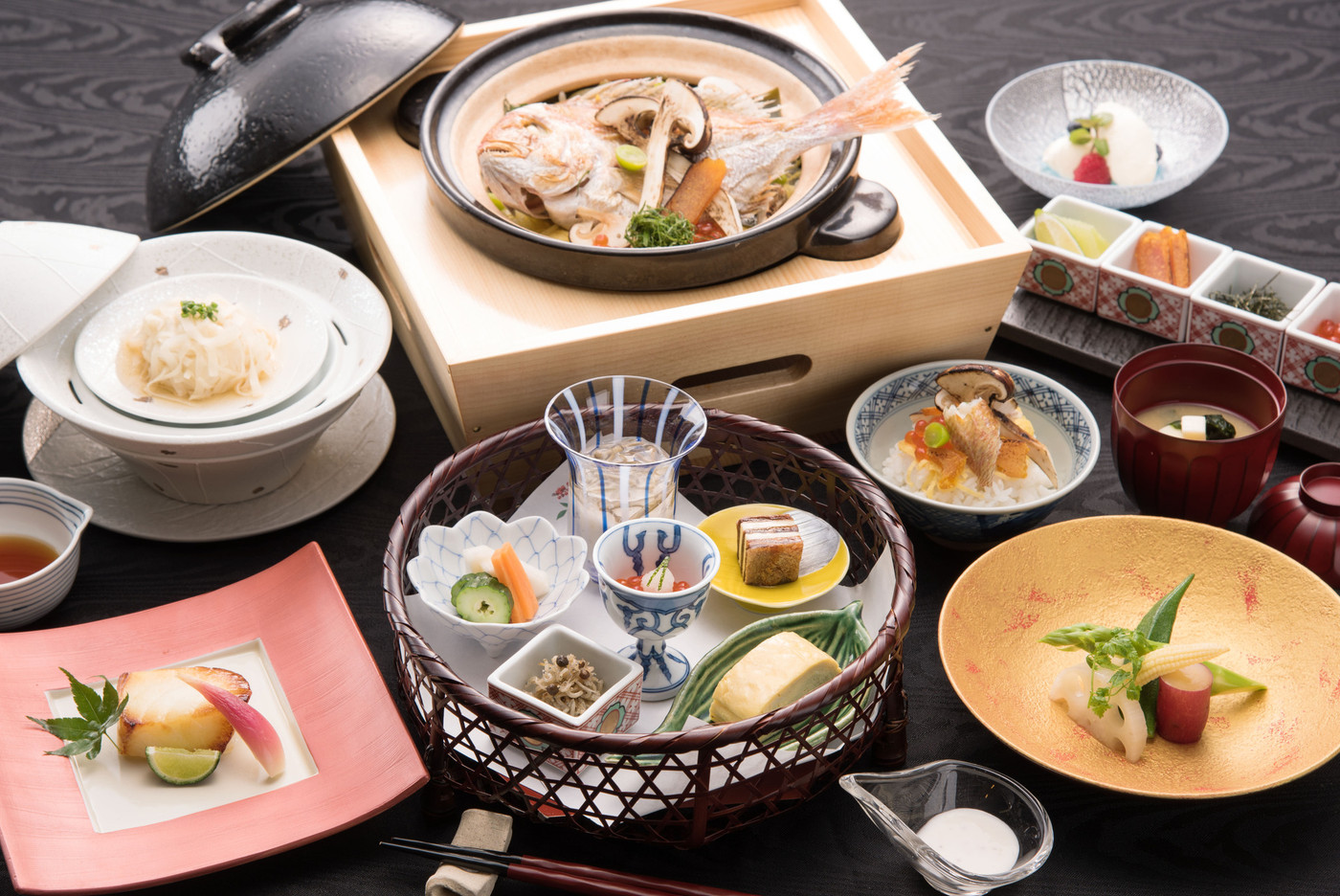 夕食も朝食も待ち遠しい♡極上美食と源泉かけ流しの温泉をたっぷり堪能3414761