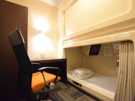 熊本カプセルホテル / 2