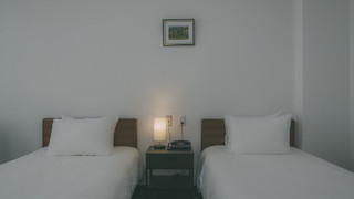 [洋室ツイン] バス付/ 20平米 禁煙