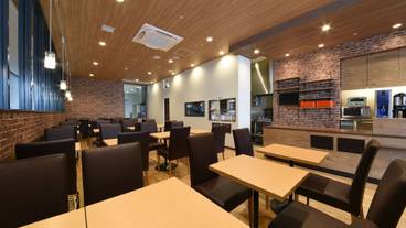 朝食スペース / 8