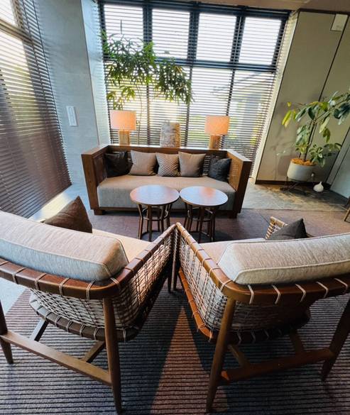 ロビーラウンジ / 4