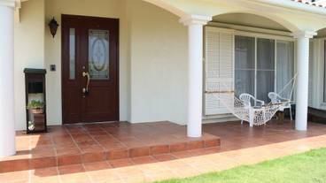 施設の入り口 / 18