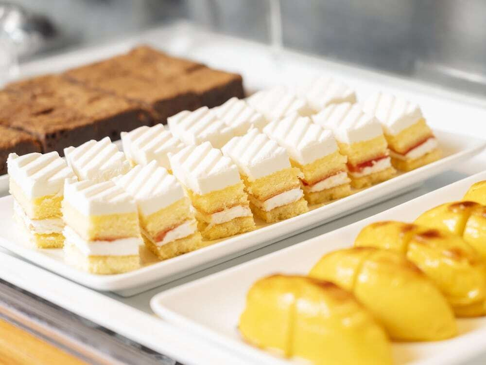 朝食