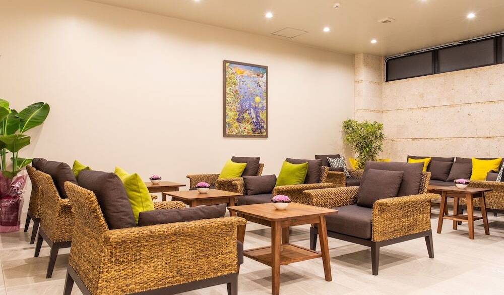 ロビーラウンジ / 1