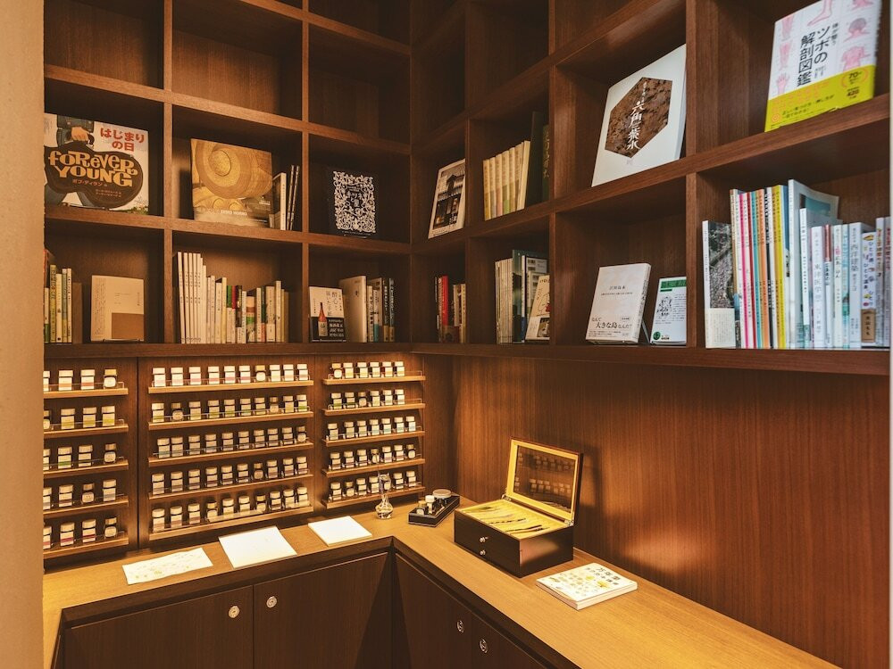 ロビーラウンジ