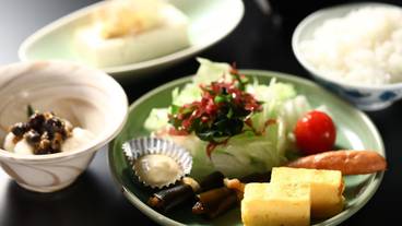 食事・飲み物 / 4