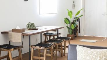 客室内のダイニングエリア / 4